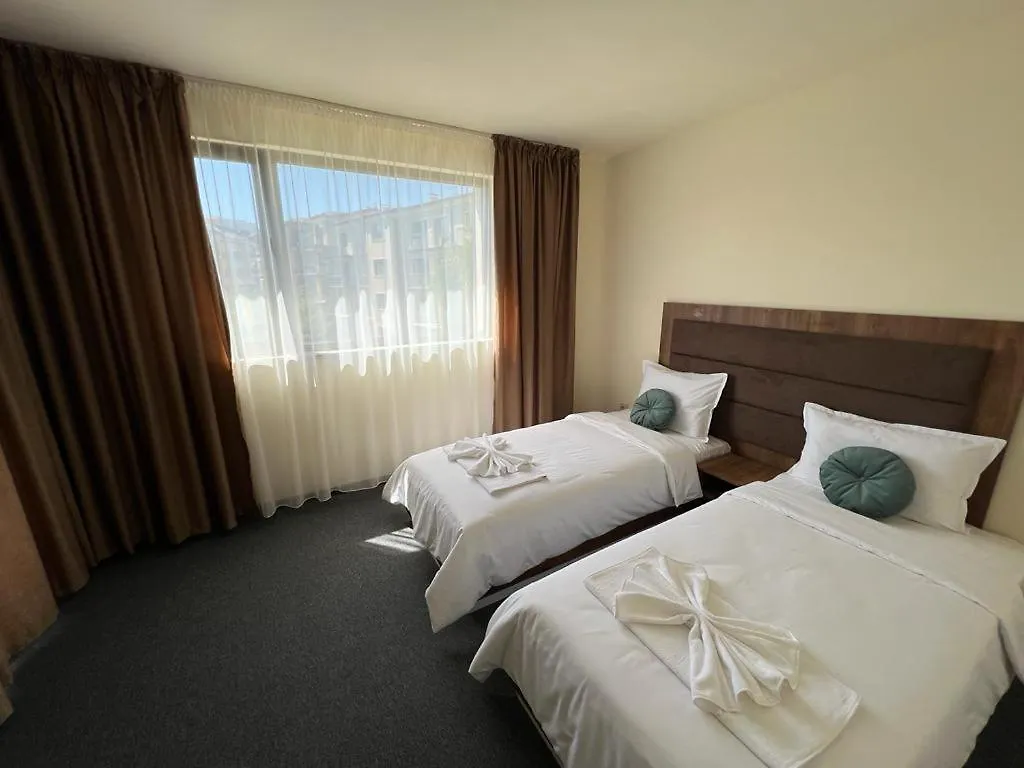 Rabi Park-View Apartment Varna 0*,
